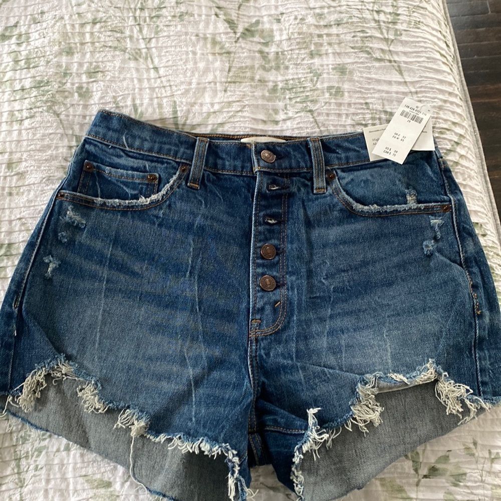 Abercrombie & finch | high-rise mom Short 29